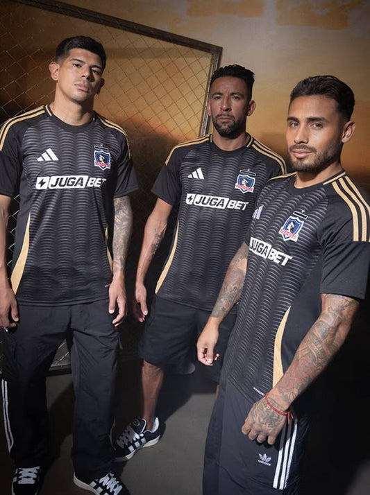 Camiseta Colo Colo Negra  25